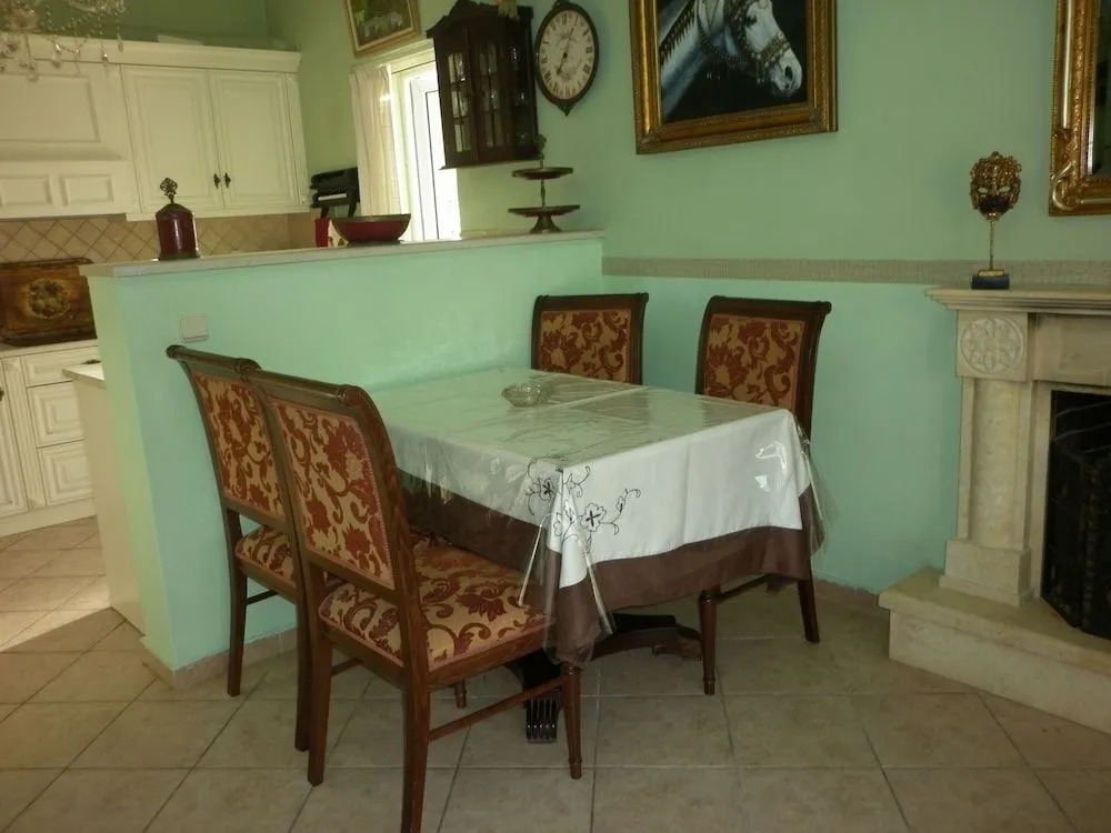 Helen's family home