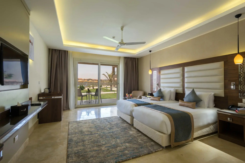 Pickalbatros Sea World Resort - Marsa Alam- "Aqua Park"