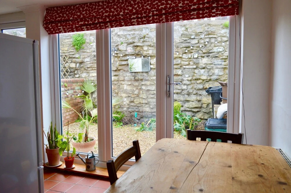 2 Bedroom Bristol Home