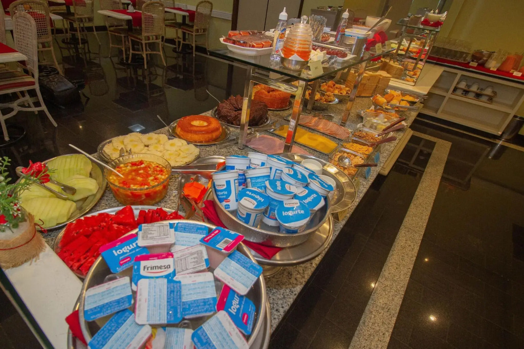 Trevi Hotel e Business