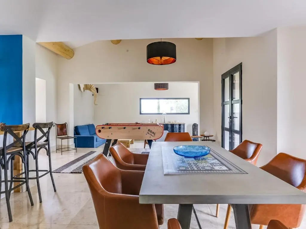 Maison Arles, 6 pièces, 8 personnes - FR-1-599-6