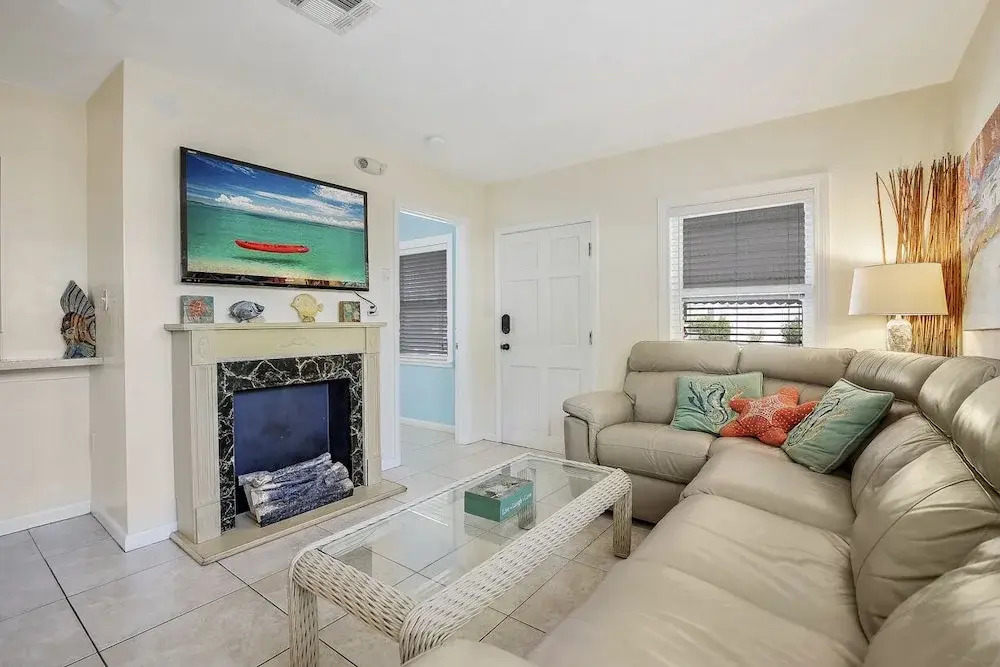 Bay Breeze Bungalow