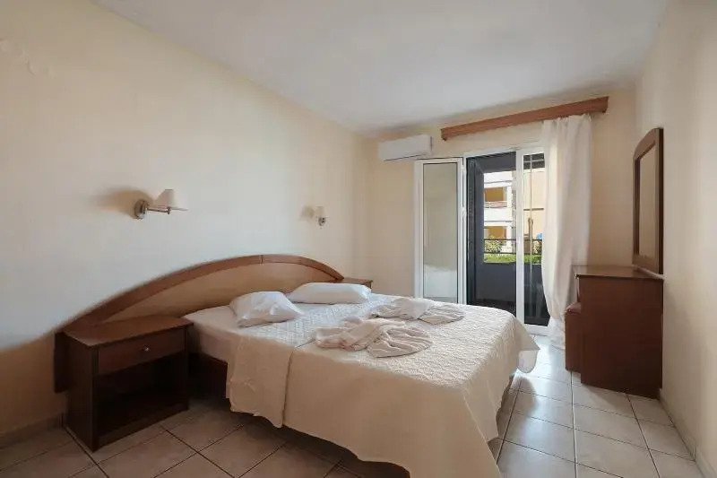 Paradise Hotel Apartments Sidari