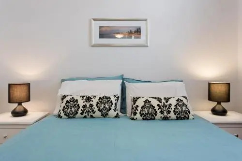 Ocean Breeze Apartment