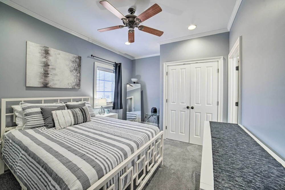 Modern Retreat ~ 1/2 Mi to Bryant-denny Stadium