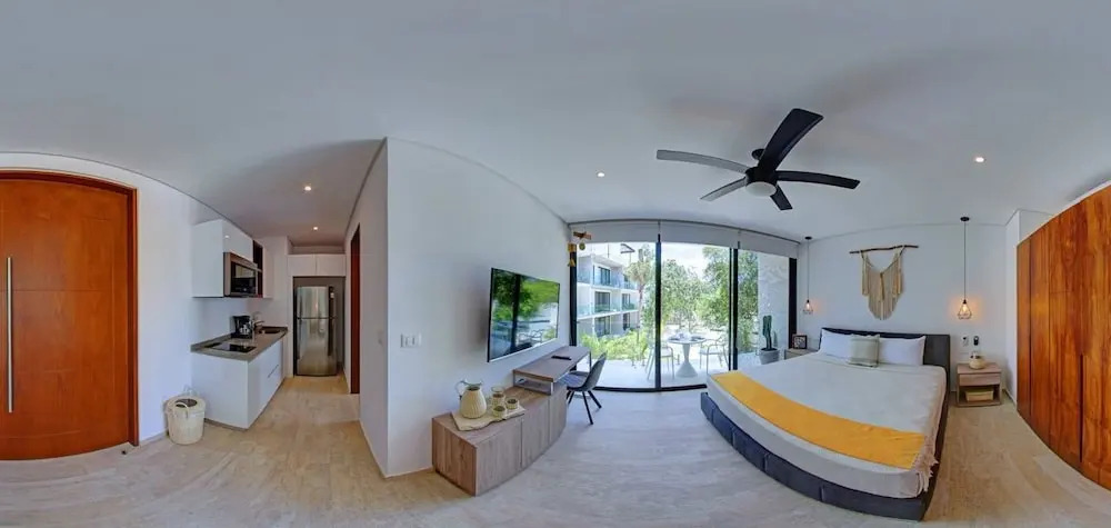 Trendy Studio, PANORAMIC D 202 – By Salt-Kisses