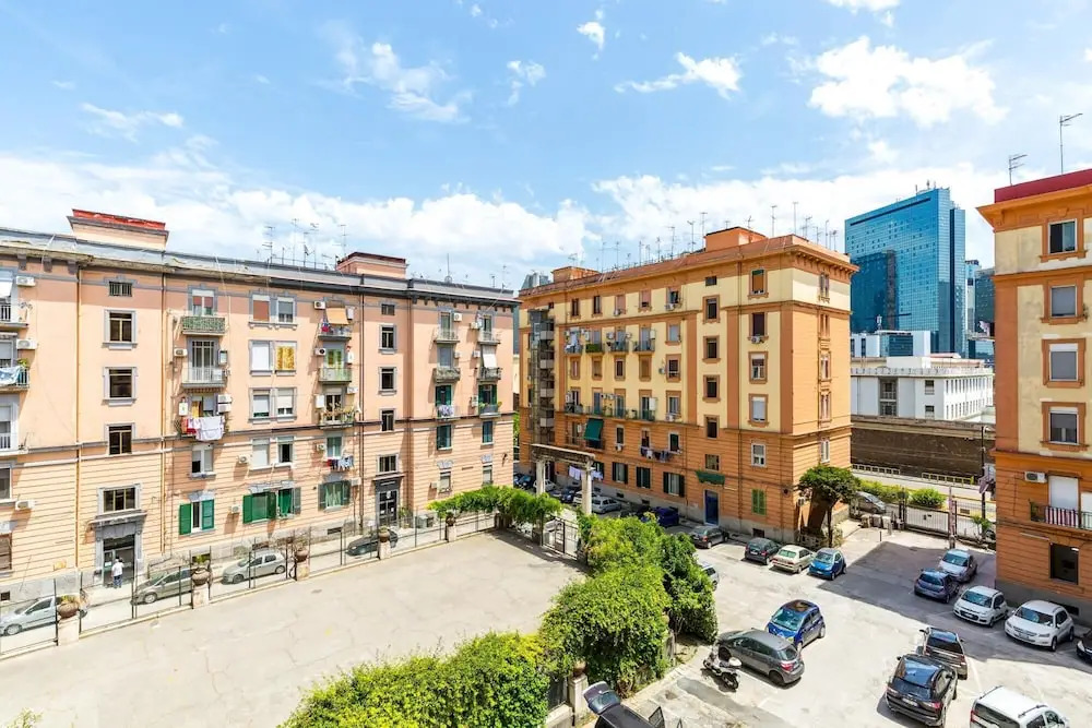 Emanuele III - 4 bedroom apartment