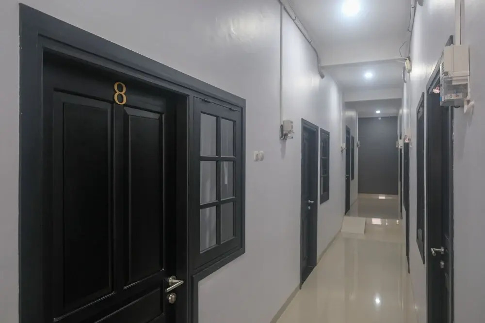 RedDoorz Syariah near UNIMUS Semarang