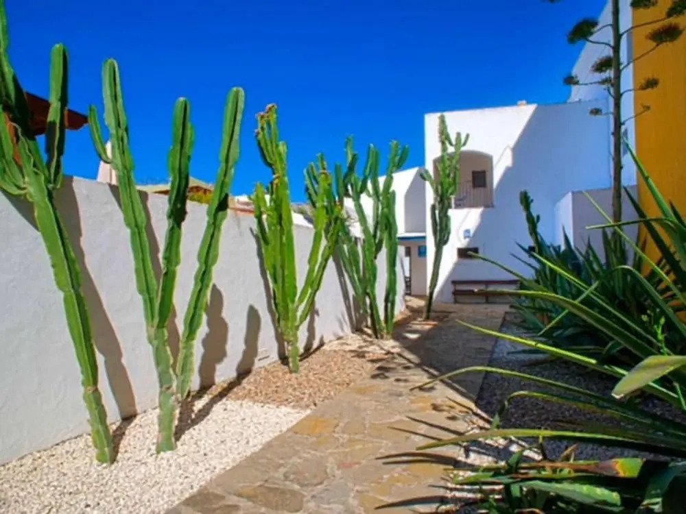 Hostal Doña Lola Marina