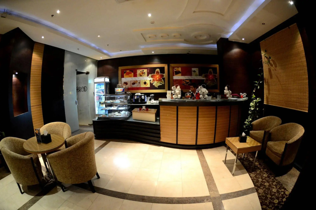 Rose Garden Hotel فندق روز جاردن