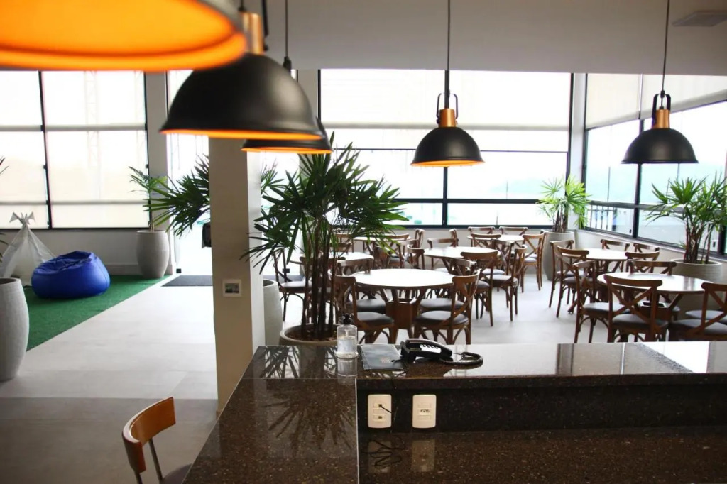 Lefel Hotel