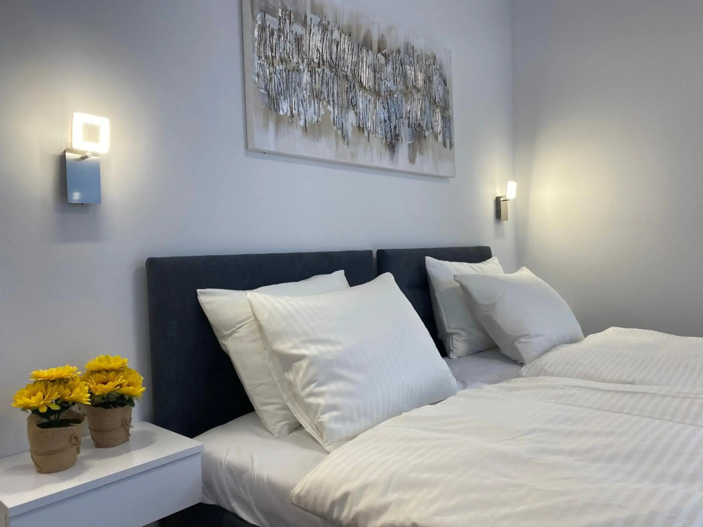 Luxury Studios & Room Five