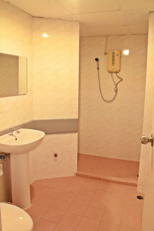 Ruenthip hotel