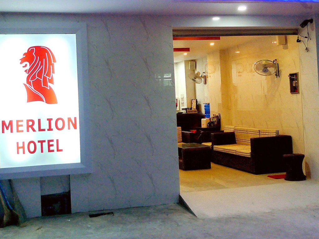 Merlion Hotel