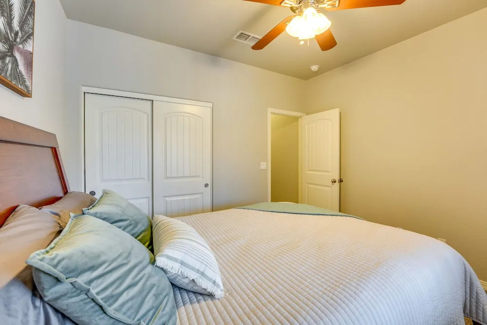 Beautiful Bullhead City Home Rental w/ Yard!