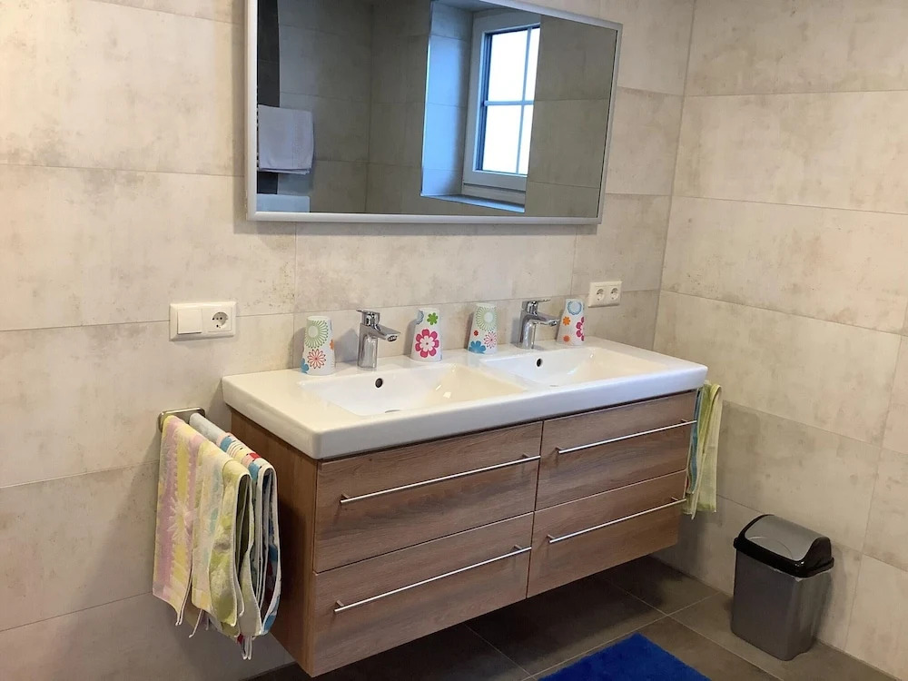 Comfortable Holiday Home With Garden in Leogang