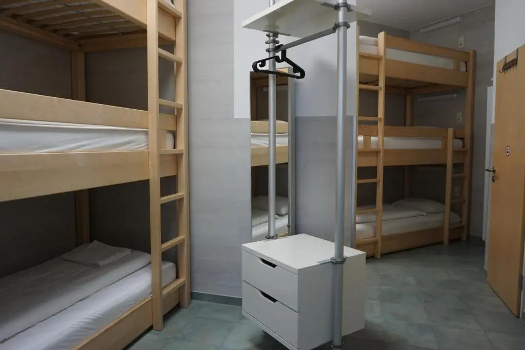 Bett3de