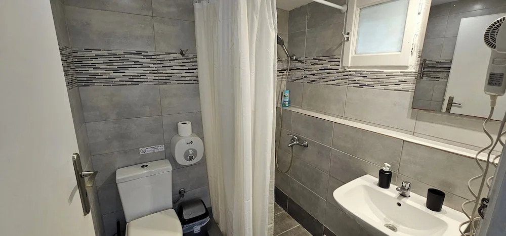 Room-pleasure Room 3 By The Sea