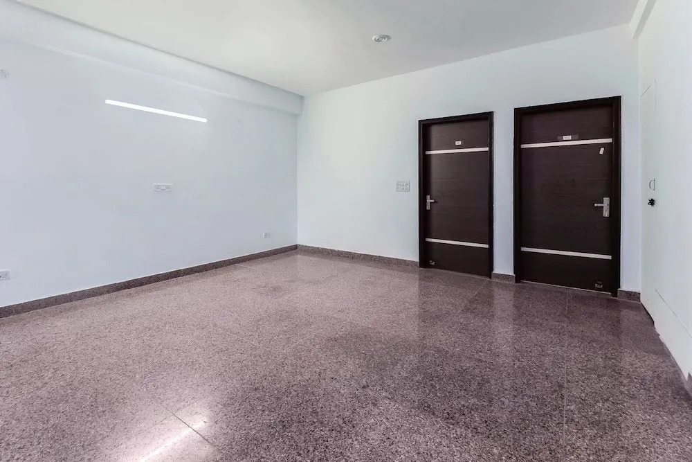OYO Flagship 30504 PR Residency