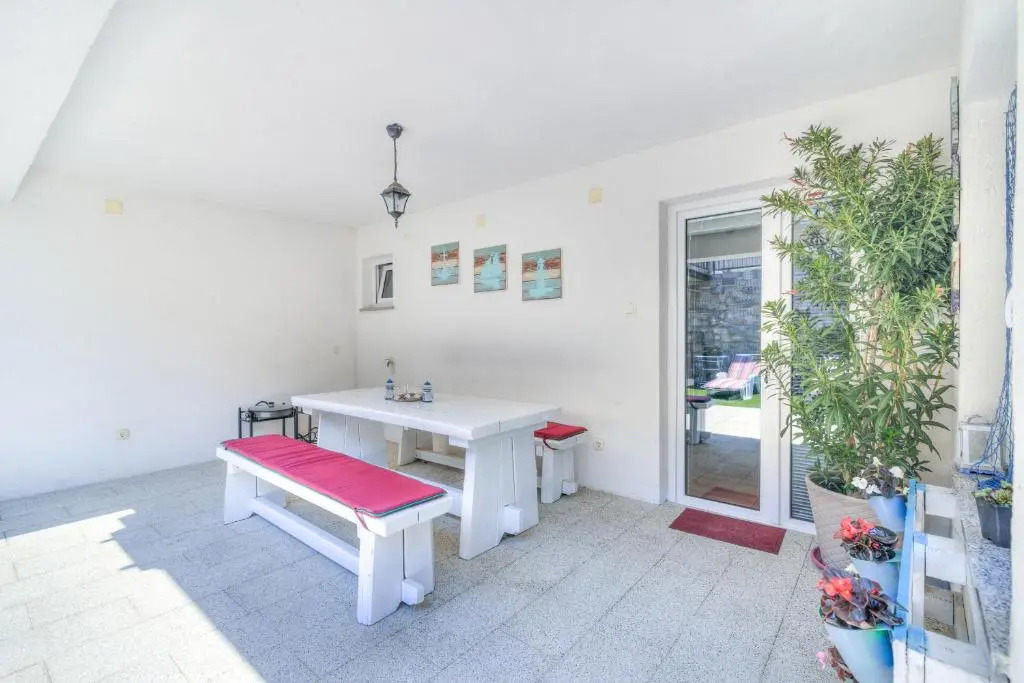 Apartments Antic