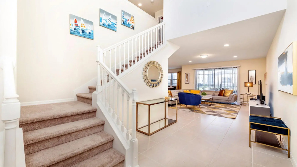 Modern Luxurious 5BR Home With Pool Near Disney Park