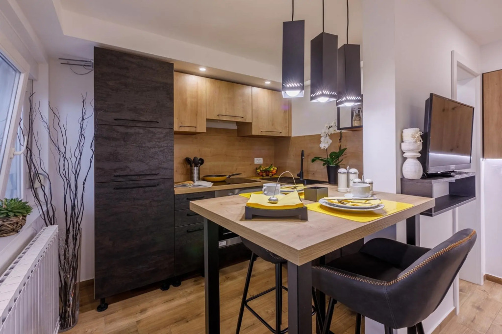 Colorful - Modern Apartments - SA1 Zuti