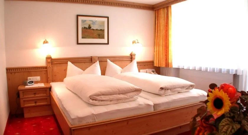 Hotel Garni Central - Zimmer - Studios - Apartments