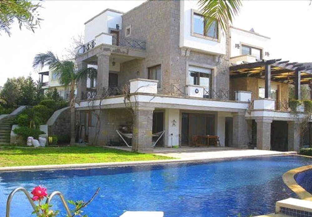 Global Homes Villa Bella