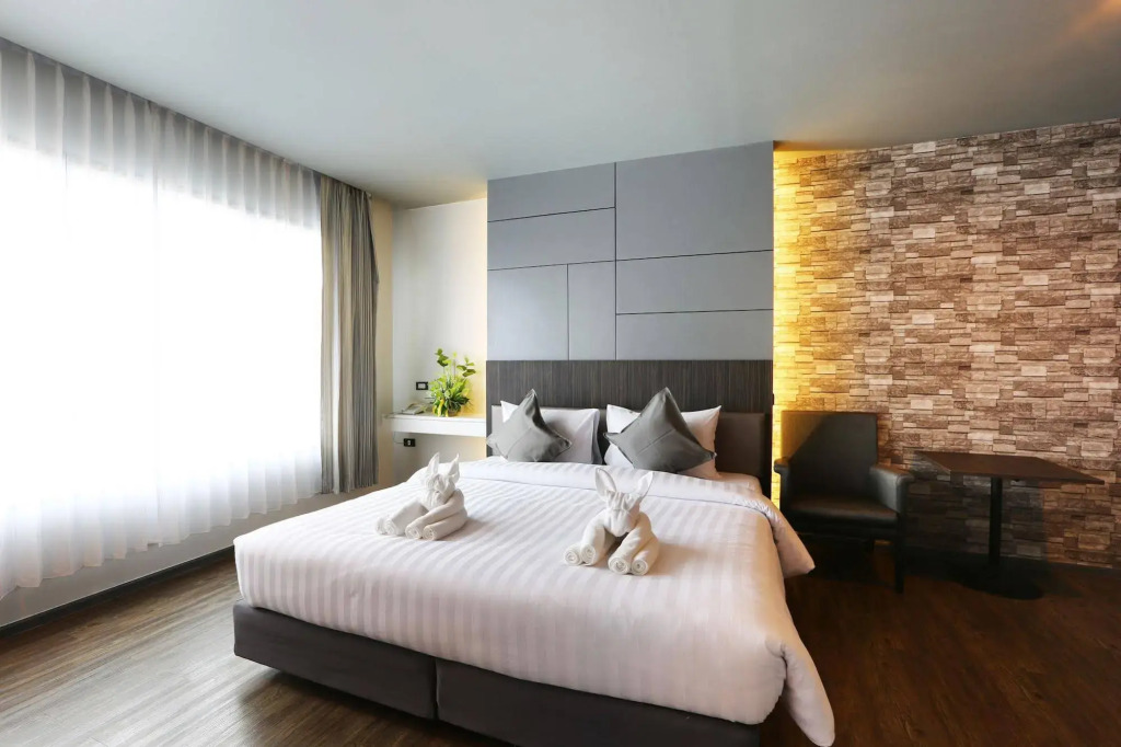 TR Rock Hill Hotel
