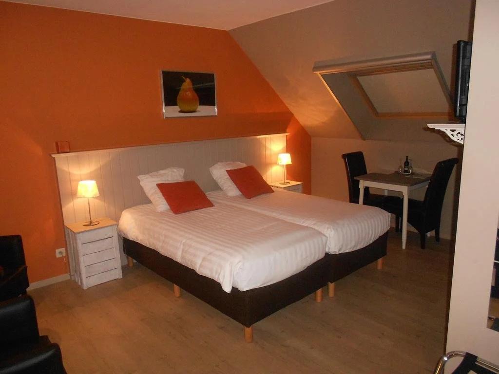B&B Fruithof Tack