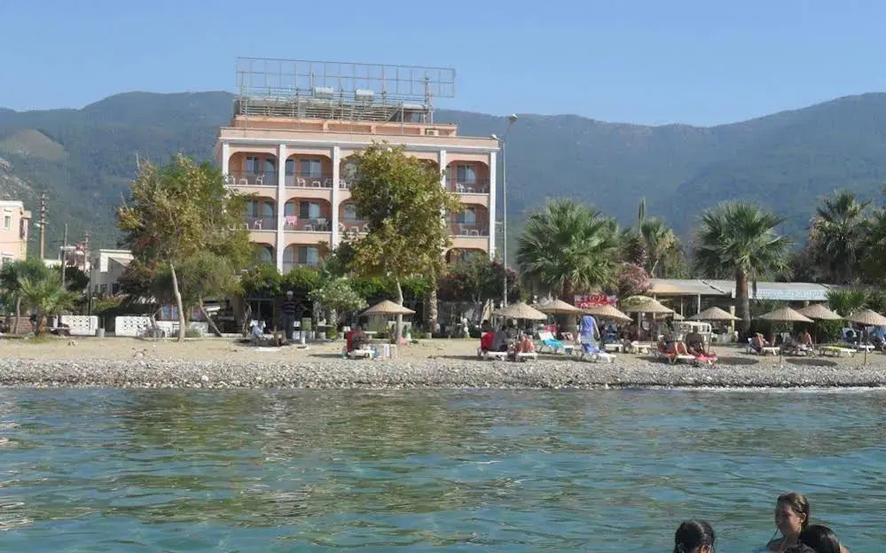 Holiday Otel