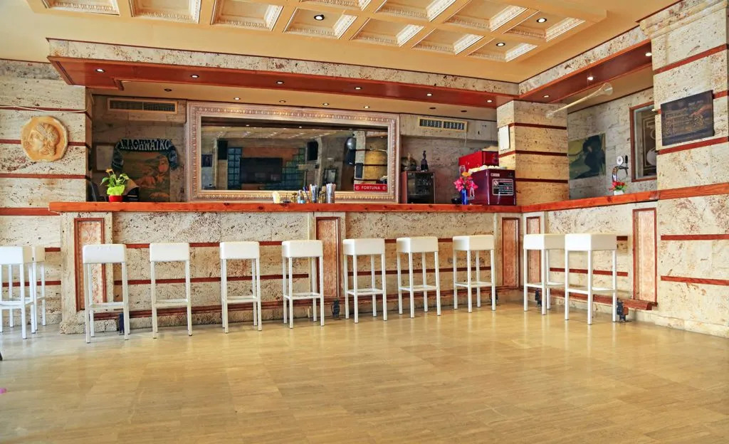 Hotel Aris