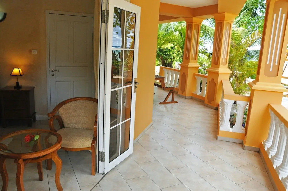 Villa Dorado