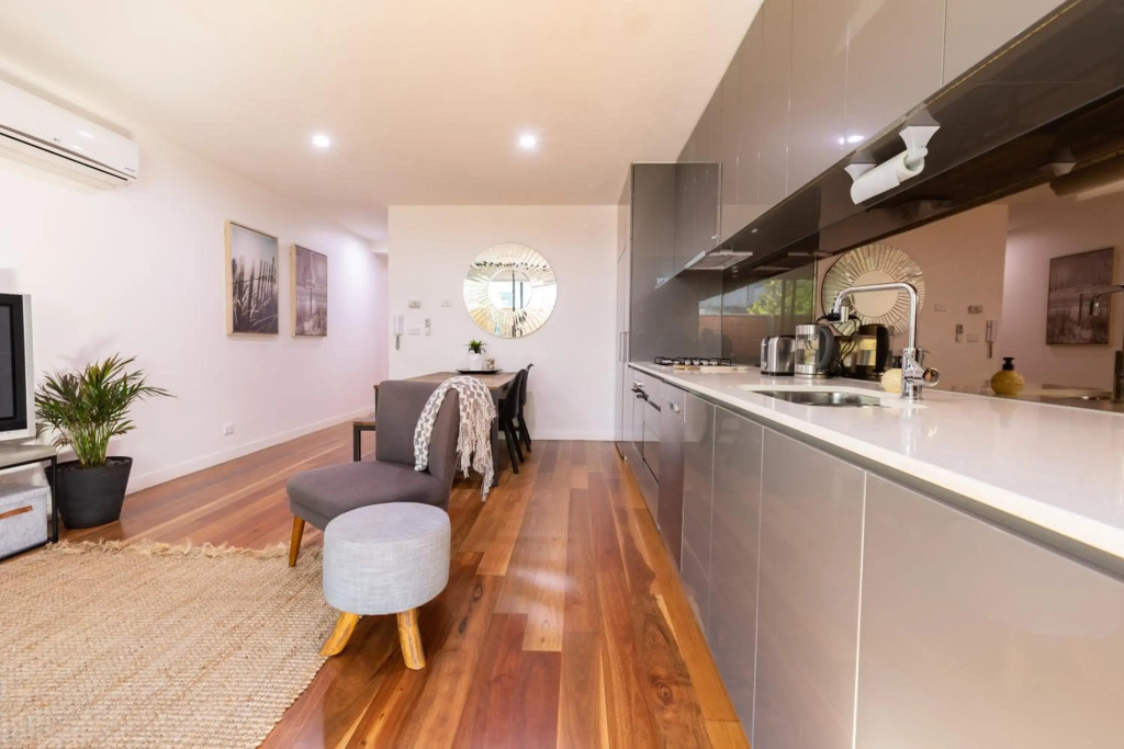 Experience Port Melbourne