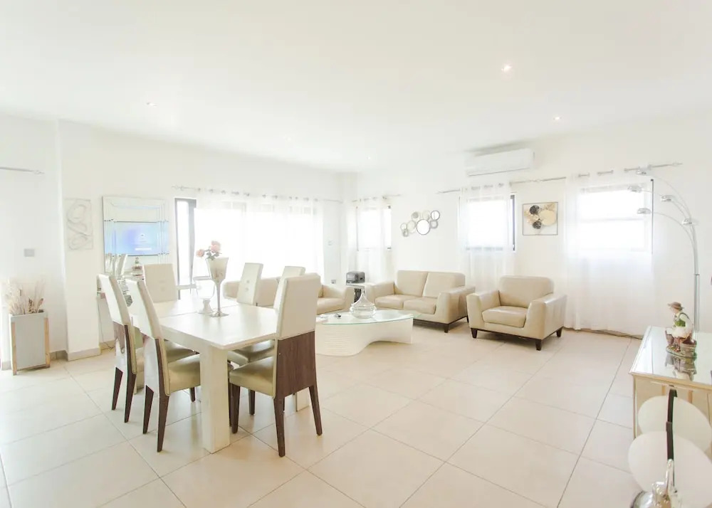 Accra Luxury Apartments @ Pine Court