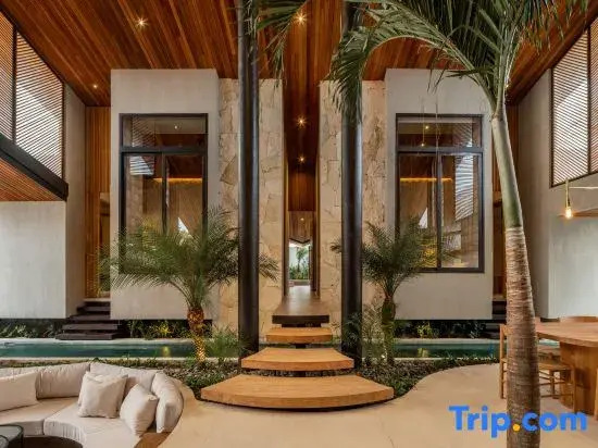 Villa Levante by House of Winds - Tropical Oasis near Canggu