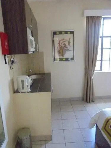 Magharibi Suites Hotel