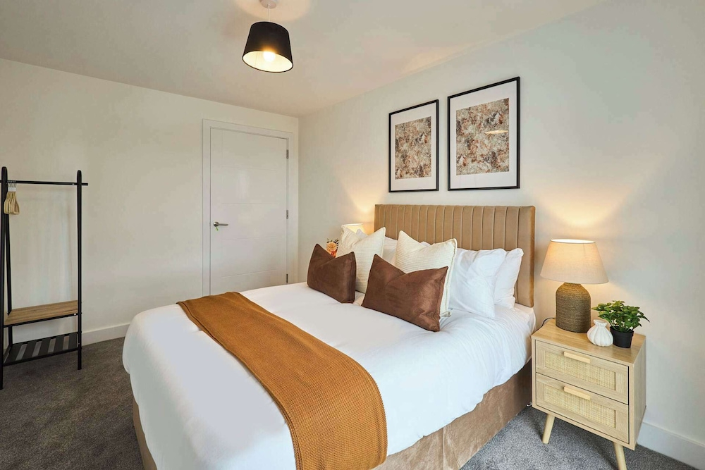 Host Stay 10 Queens Court