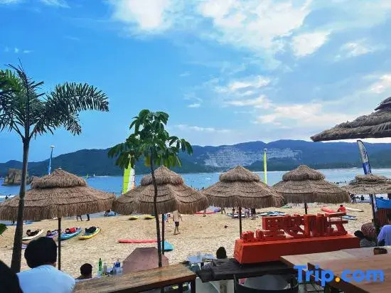 Sanya cloud sail dream homestay