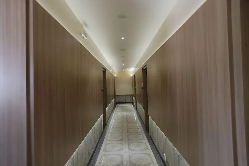 Hotel Radiance