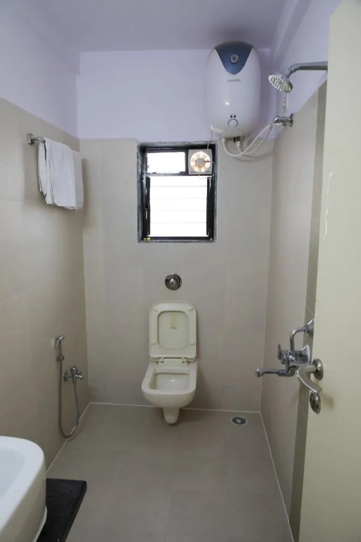 Saburi Service Apartments