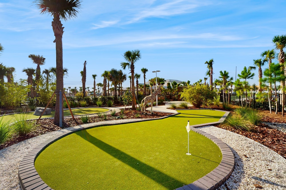Luxury Home With Themed Bedrooms,arcade Games and Private Pool