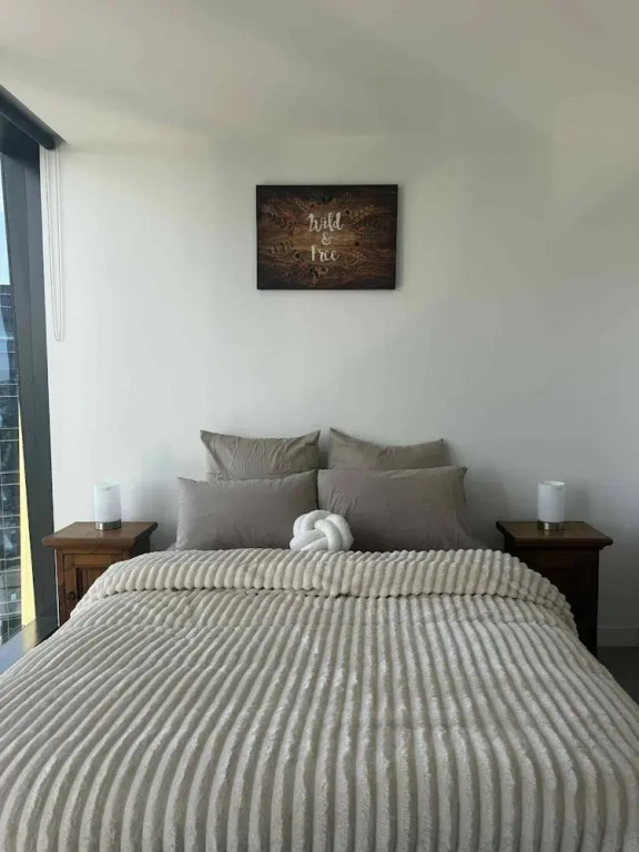 Cosy 2 Bedroom Apartment With Pool, gym and Sauna