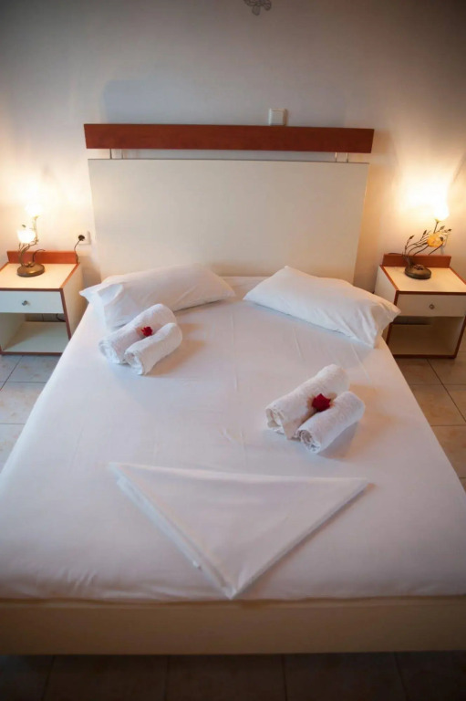 Dreams Apartments - Katelios,Santa Barbara beach