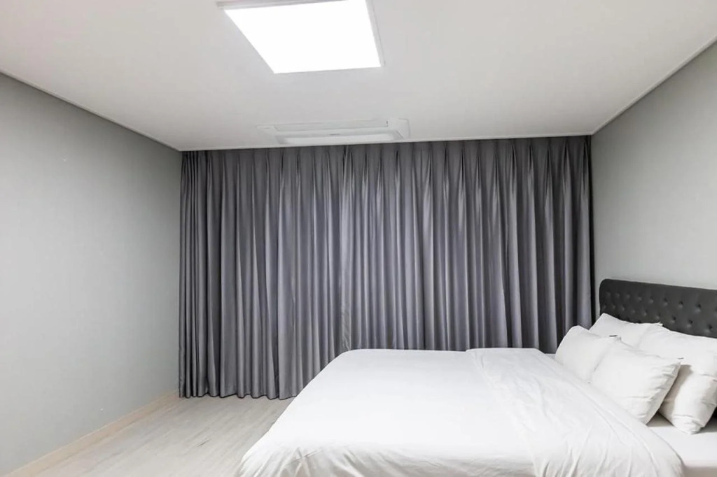 Seomyeon Brown-dot hotel Gold