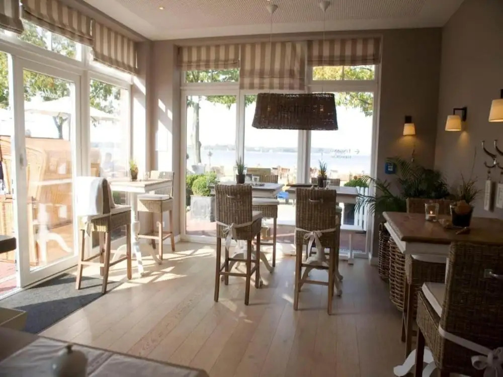 Heikendorf Double Room Land Side MS Europa