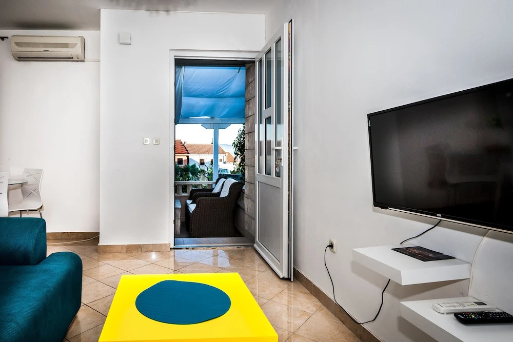 Sunset Apartments