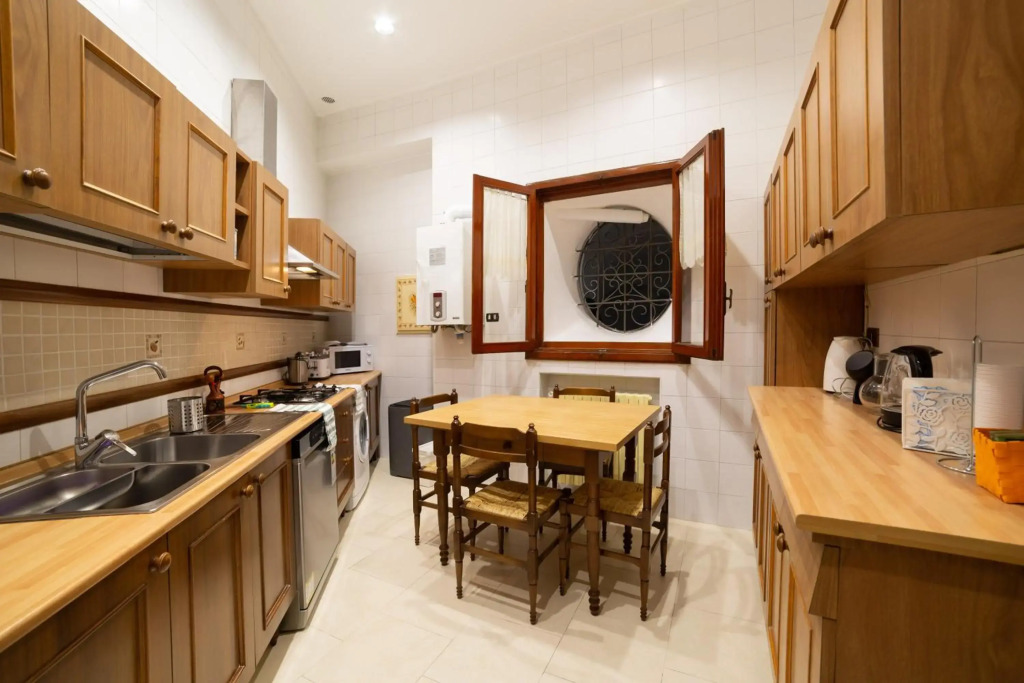 The Dante Apartment
