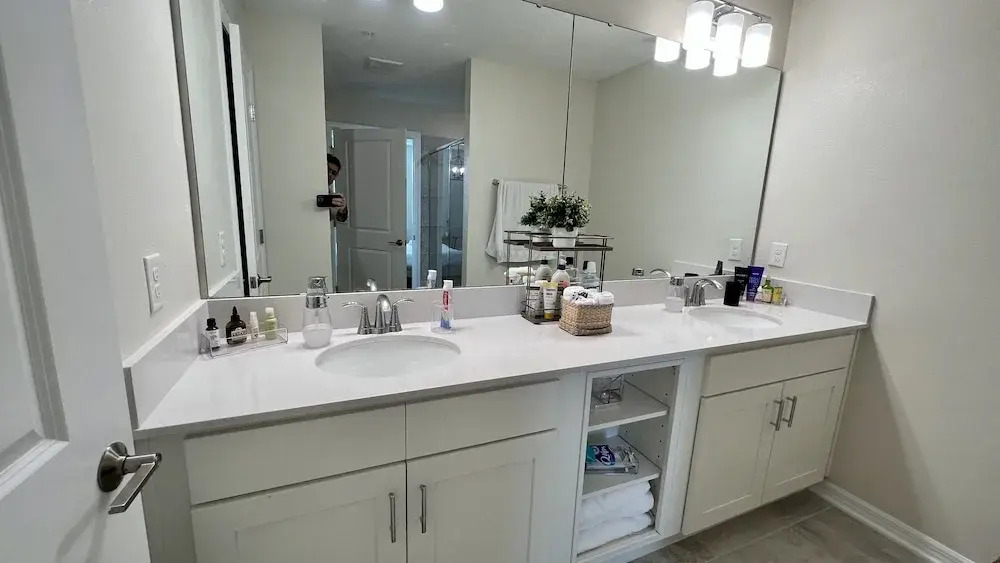 208P 3180 Storey Lake Resort