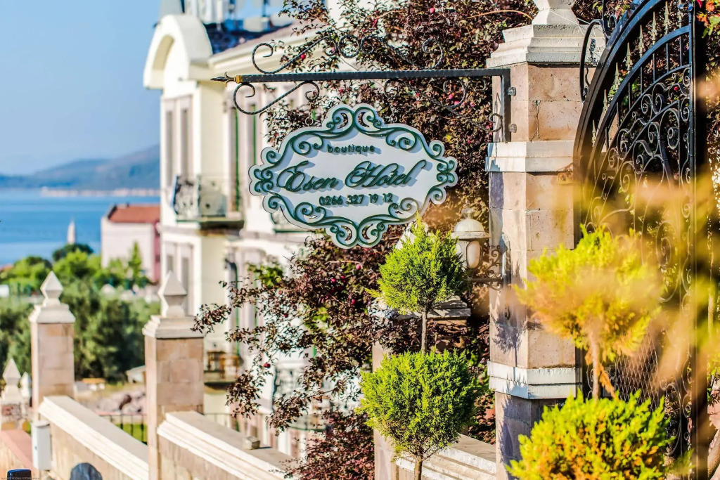 Cunda Esen Hotel